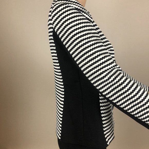 👛 (ANY 2/$20) TRISISTO Femme Brand Stretchy Black & White Jacket Big Buttons S… - Picture 9 of 12